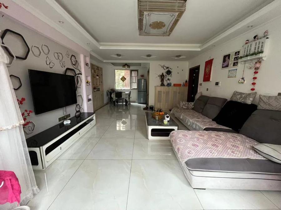 麗發(fā)新城法拍房二期42棟202號（雙學區(qū)）