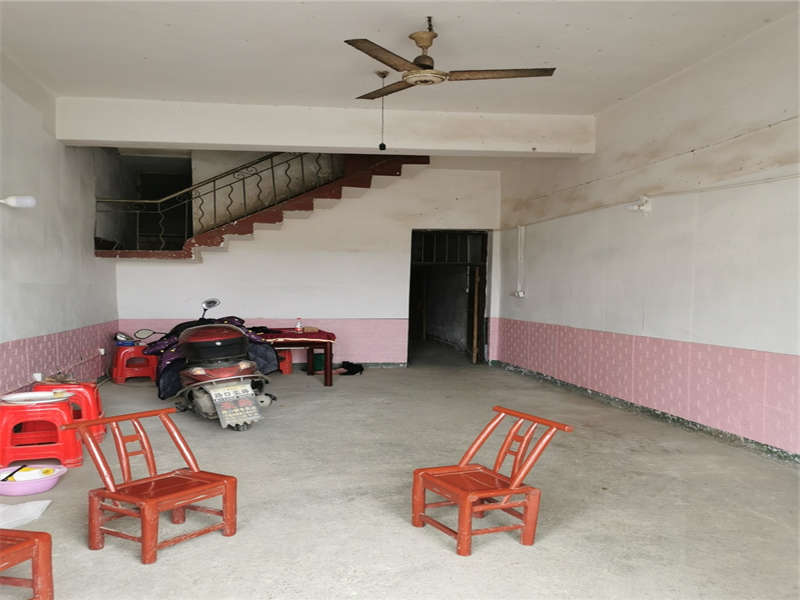 振興路81號(hào)法拍房101、201、301號(hào)