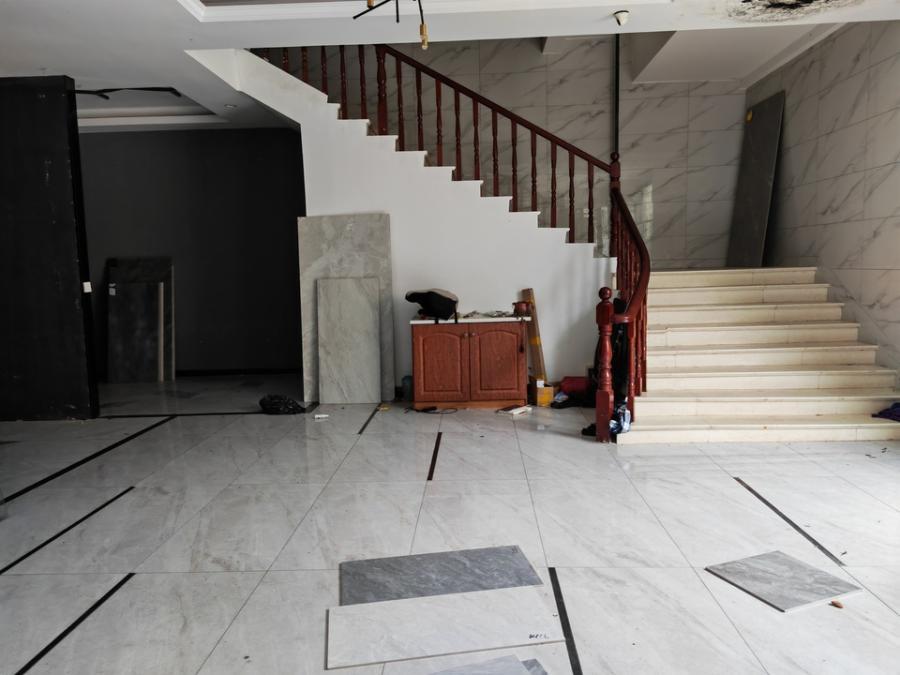 湖南高星物流園（高星物流園市場交易區(qū)）法拍房二期3-12#棟120、121、122、123室