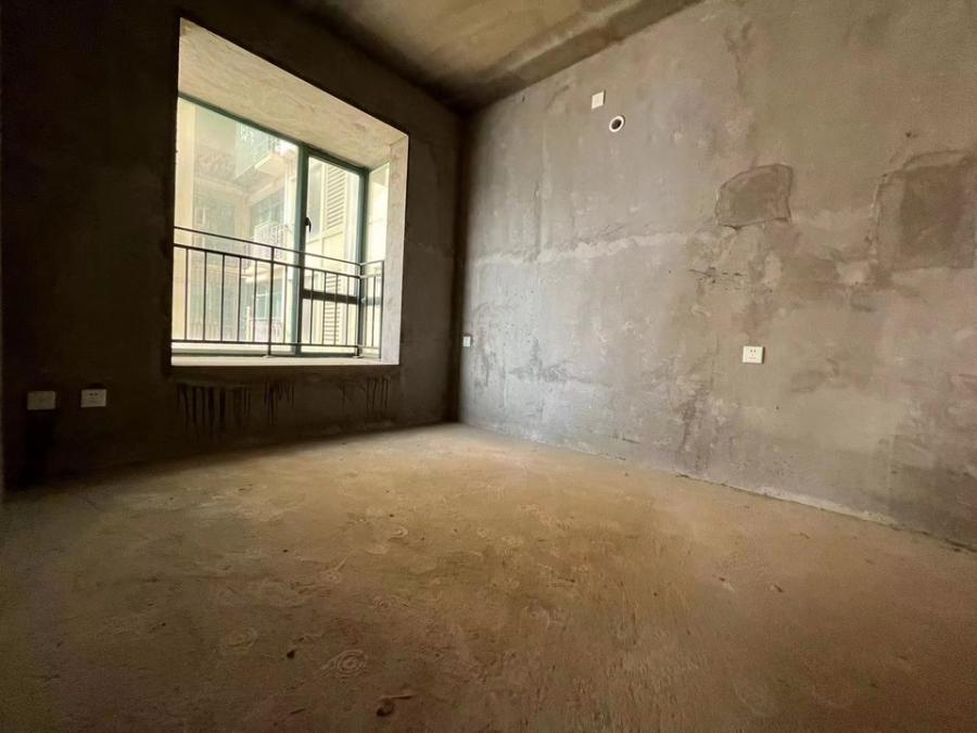 富基世紀(jì)公園法拍房52#、53#棟1106室