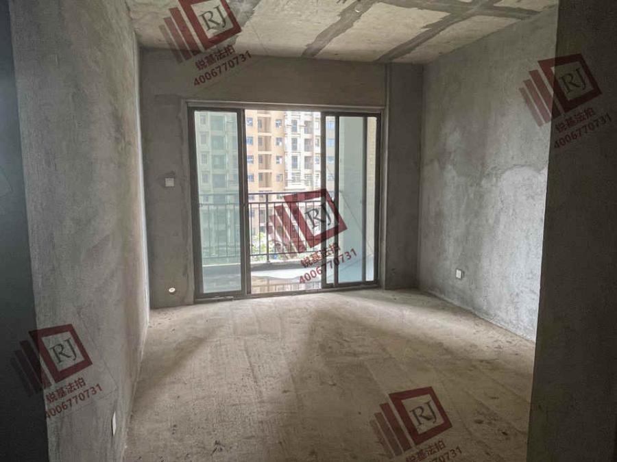 學(xué)府星城法拍房6、7棟及地下室407號(hào)