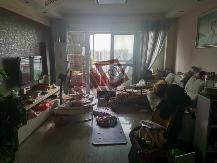 星典時代新寓法拍房5、6棟3303號