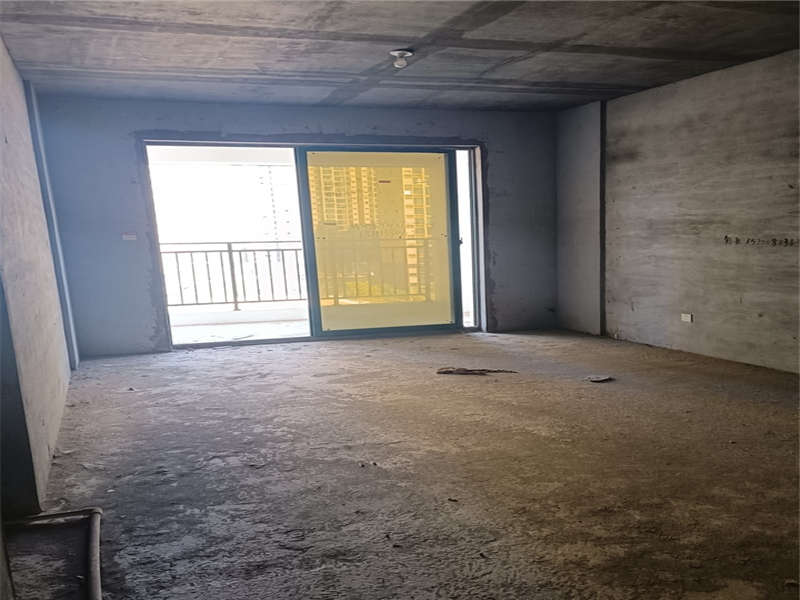 富基世紀(jì)公園法拍房73、74棟705室