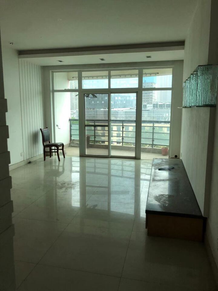 創(chuàng)遠景園（書院路385號）法拍房9棟804號