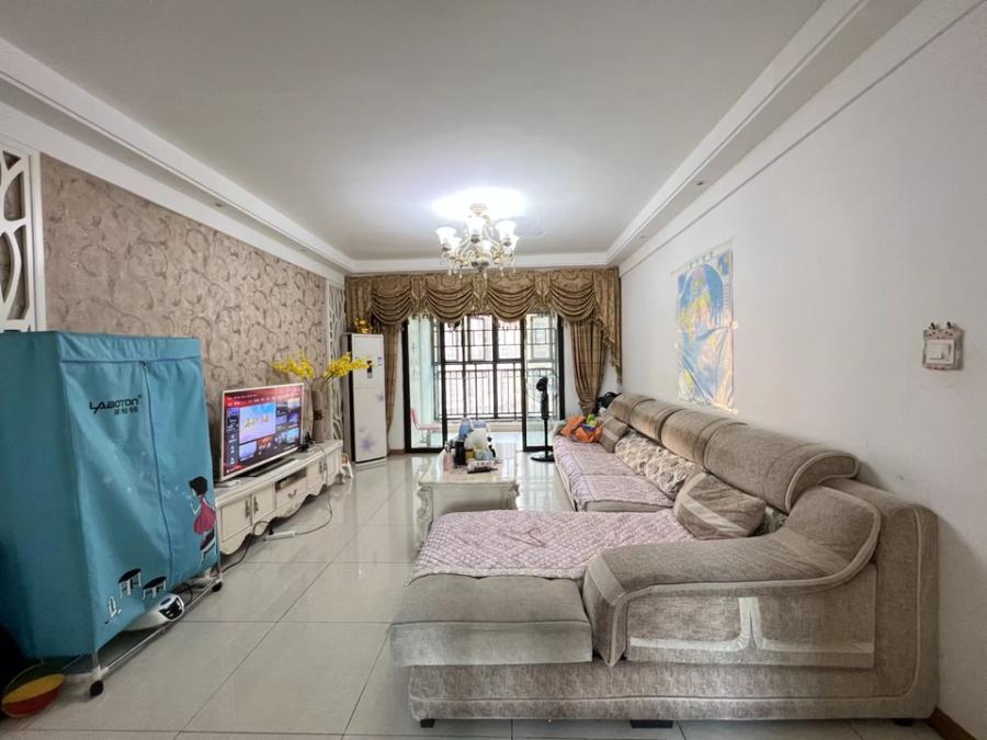 中海國際社區(qū)二期（中海江御名園）法拍房二期二區(qū)3、4棟808房