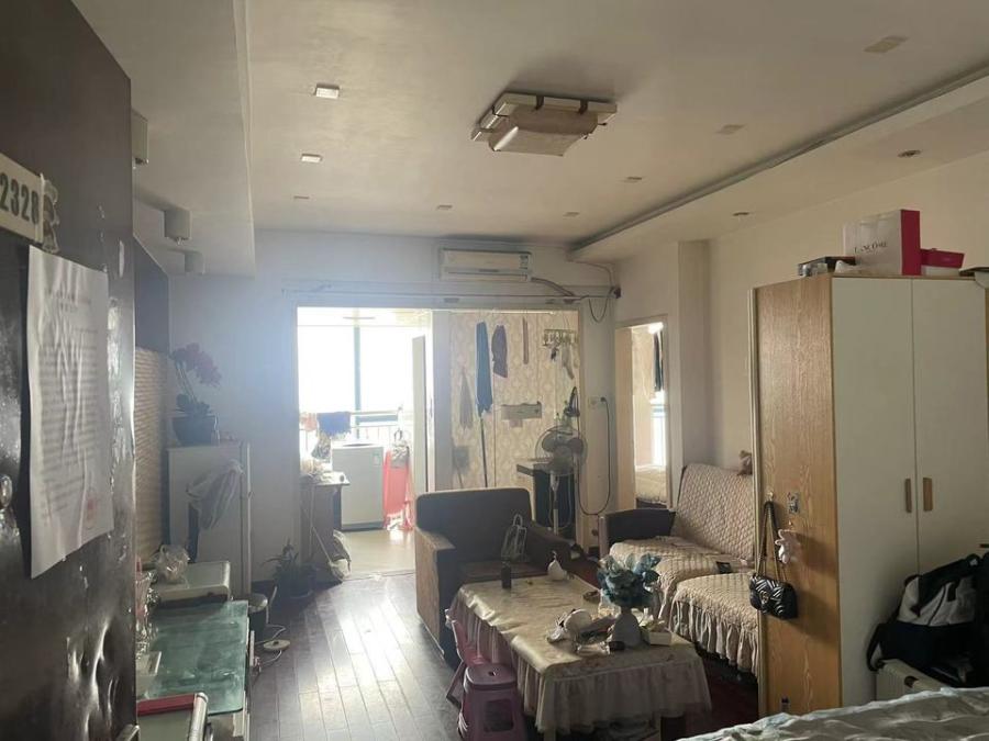 東一國(guó)際大廈法拍房2328房