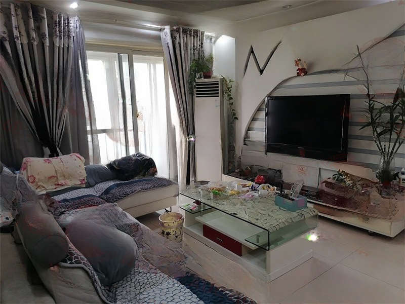 星典時代新寓法拍房7、8、9棟8-1404號