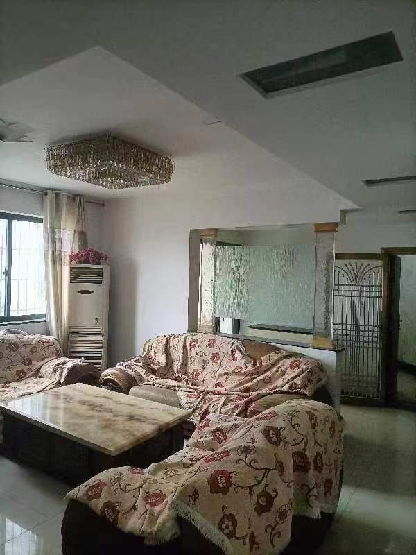 華天LOHO小鎮(zhèn)法拍房1棟2809、2810號(hào)