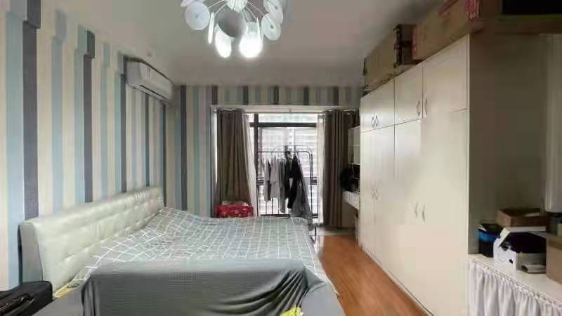 方略城市廣場(chǎng)法拍房10棟2020號(hào)