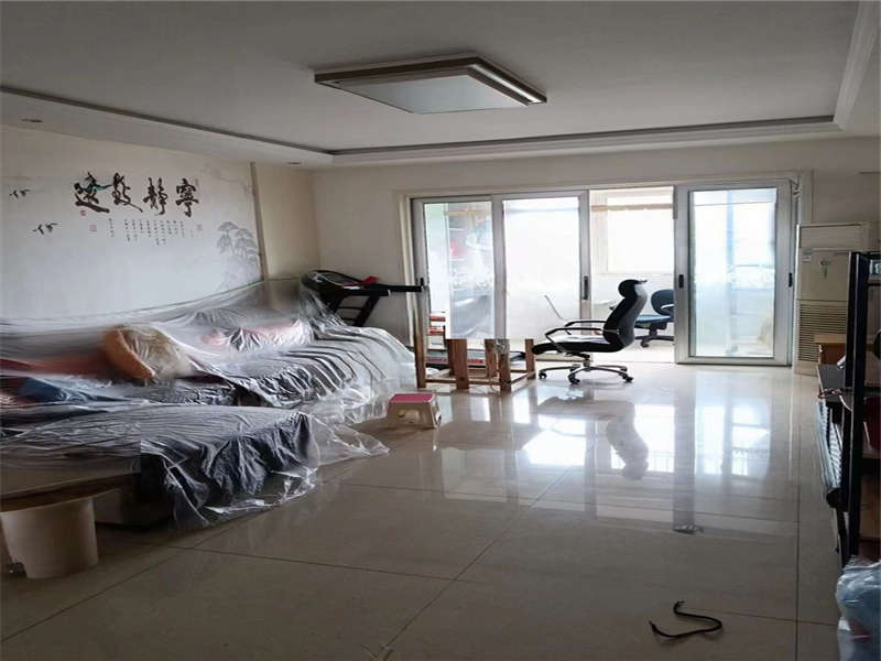 睿智園小區(qū)法拍房1、2棟1803號房產(chǎn)及室內(nèi)家具家電