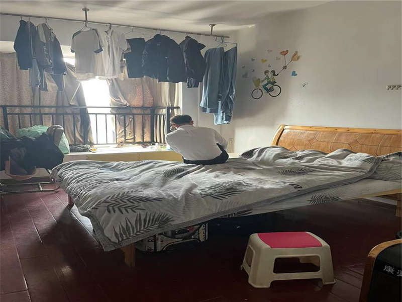 金典商務(wù)中心法拍房1、2、3、4棟617號(hào)