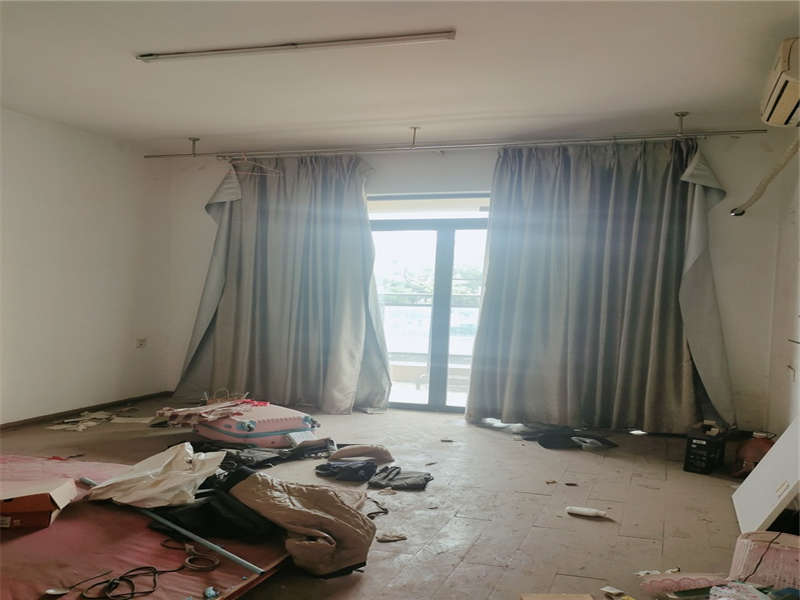 金典商務中心法拍房1、2、3、4棟615號