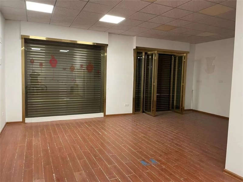 星沙鎮(zhèn)三產(chǎn)業(yè)街法拍房3片6組合1、2號101室