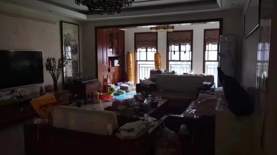 中隆國際御璽法拍房7號棟D-902號