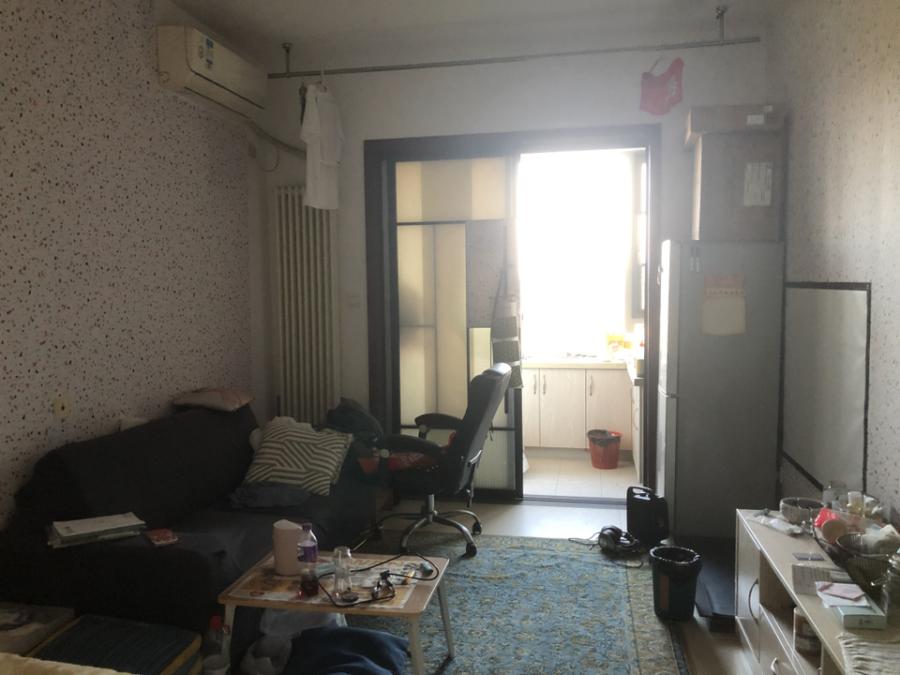 怡海星城法拍房二期107棟、111棟1140號（雙學(xué)區(qū)）