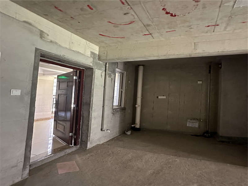 芙蓉萬國(guó)城MOMA（卓越匯富苑）法拍房10棟606房