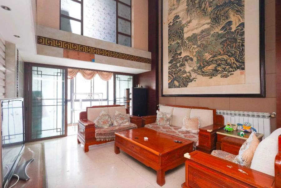 金麓國際小區(qū)（金麓商務(wù)廣場）法拍房3、4棟2803房