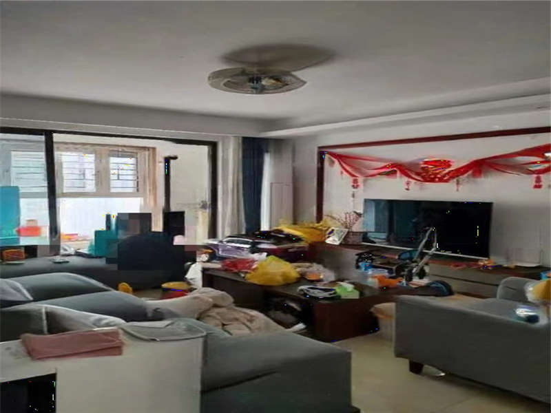 中海國(guó)際社區(qū)二期（中海江御名園）法拍房二期二區(qū)10、11棟2105號(hào)