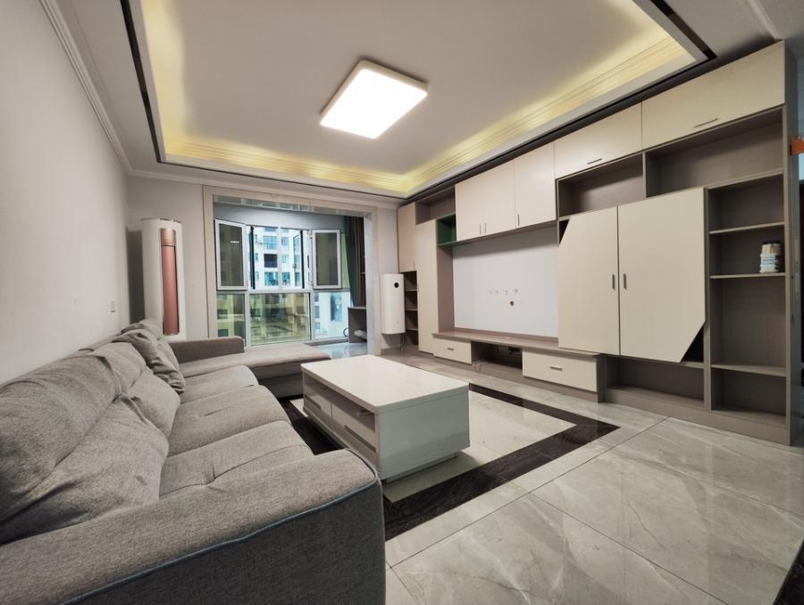 富基世紀(jì)公園法拍房75#、76#棟604室及房屋內(nèi)家具家電