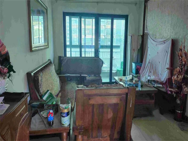 恒大綠洲法拍房6、7、8棟1604號