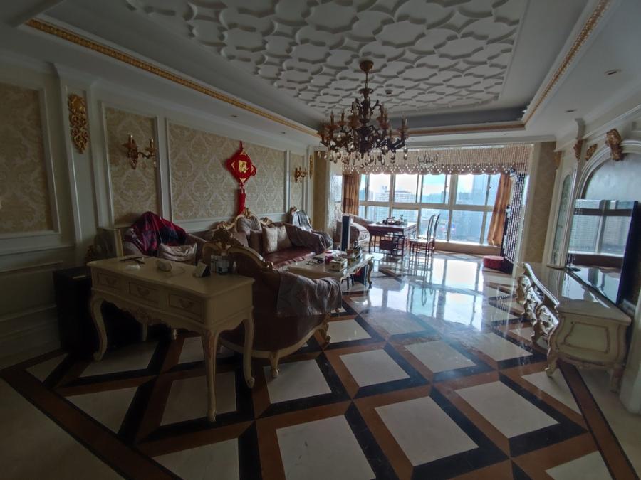 萬達公館（開福萬達廣場）法拍房A區(qū)2、3、 5棟3010室