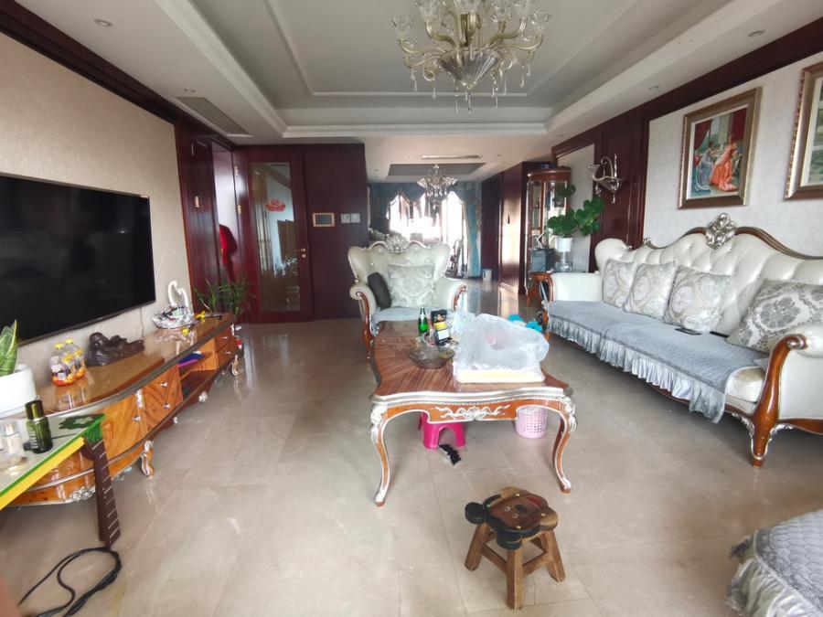 運達中央廣場法拍房4棟1904號