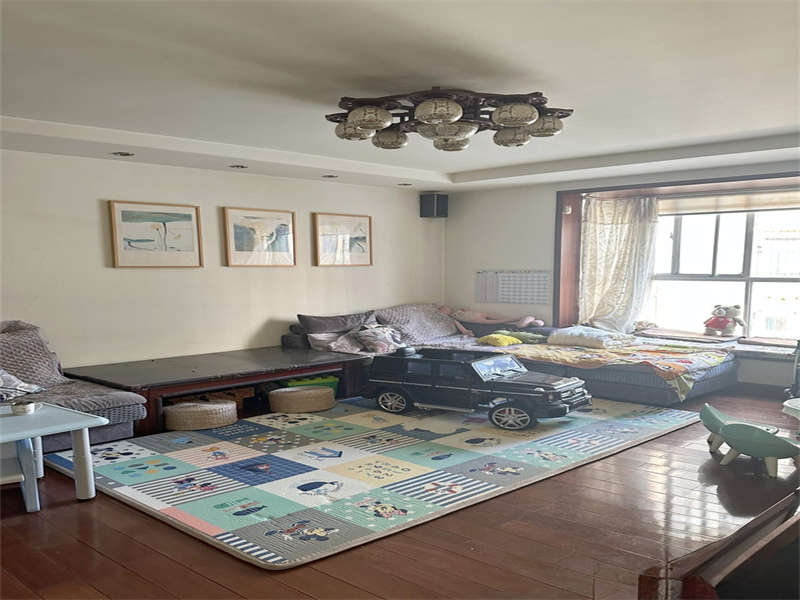 惠澤園法拍房A1，A2，B1，B2棟504號及其室內(nèi)家具家電物品