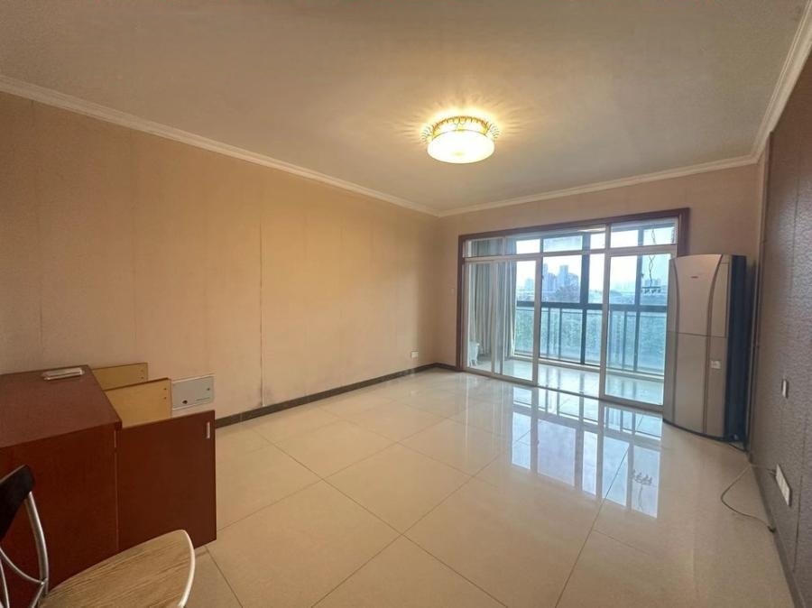 藏瓏湖上國際花園法拍房1-1、1-2、1-3棟6003