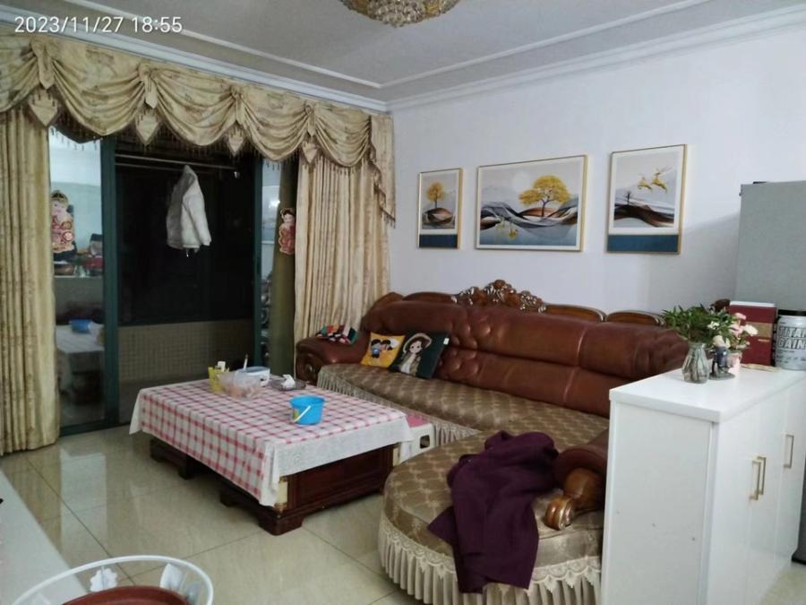 富基世紀(jì)公園法拍房10、11棟403室