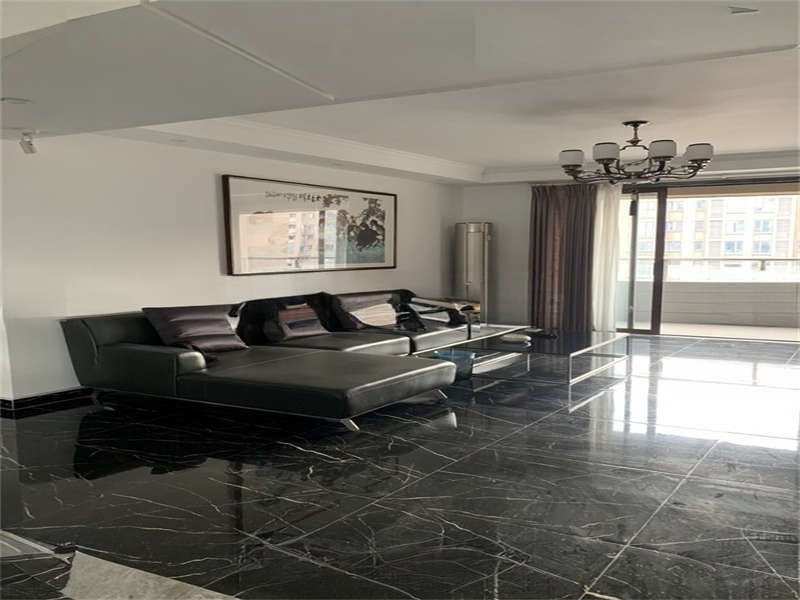 福祥家園法拍房8棟2602室及其配屬車位、雜物間(含室內(nèi)家具家電）