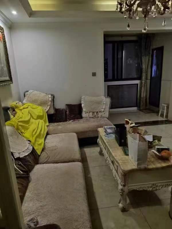 陽光麗城一期法拍房一期東側(cè)W1地塊1、7、商業(yè)1棟901房