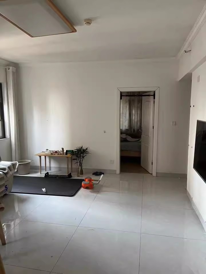 新長海廣場（新長海中心）法拍房C、D棟2111（實勘為D棟）