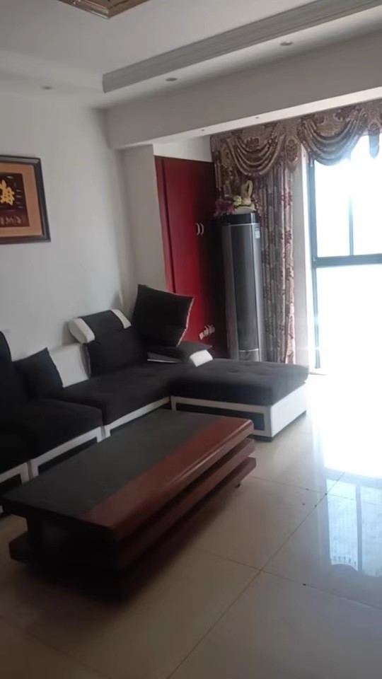 （砂子塘小學本部 ）萬博匯名邸法拍房6棟1701房