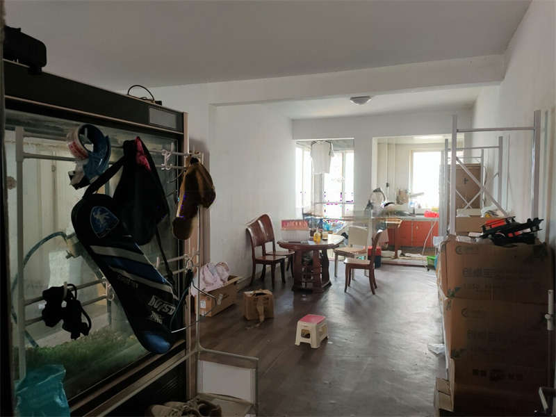 東門(mén)尚苑法拍房7棟713室、705室