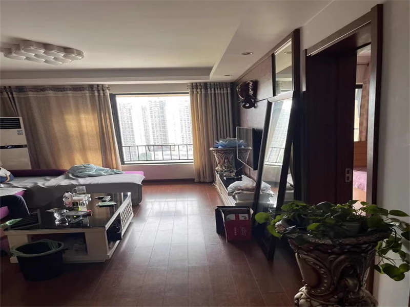 萬(wàn)科金域華府法拍房三、四期2棟、3棟、商業(yè)B區(qū)2414號(hào)