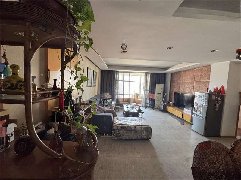 惠澤園法拍房A1，A2棟1102號房及A5棟架28