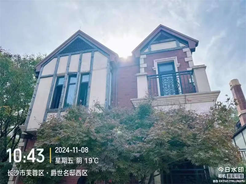 爵世名?。ň羰棵。┓ㄅ姆?27棟102房（別墅）