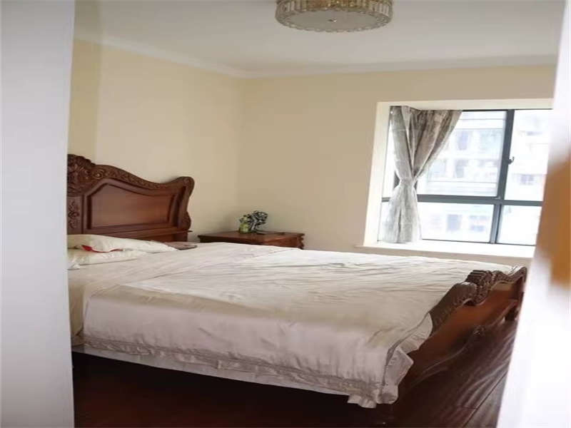 （江景 大陽臺 雙學位）湘江豪庭法拍房3棟2704房