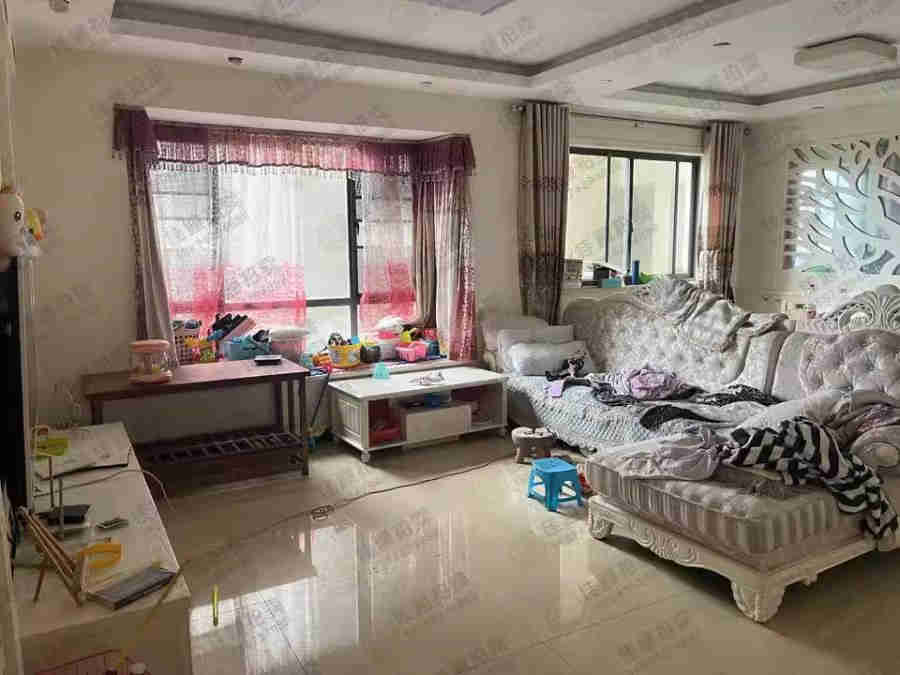 （便宜四房）蘭亭優(yōu)殼（雋峰苑）法拍房1棟213號（含家具家電）