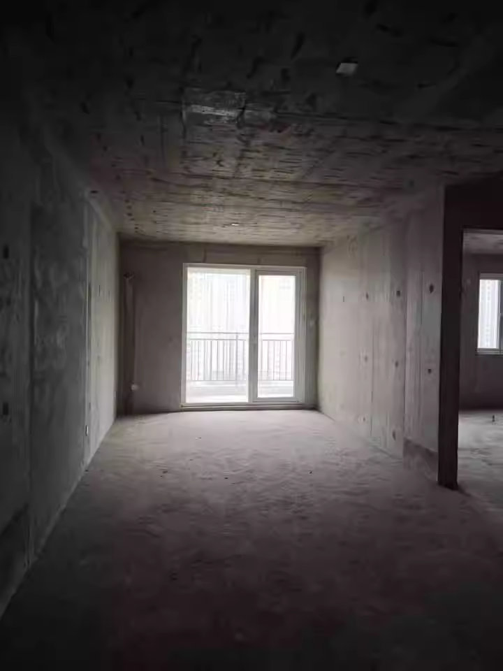 （帶集中供暖）芙蓉萬國(guó)城MOMA法拍房9棟1605房