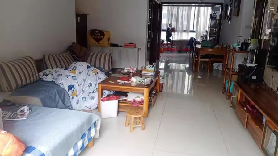 （雙學(xué)位）湘江世紀(jì)城望江苑法拍房5棟1902號(hào)房