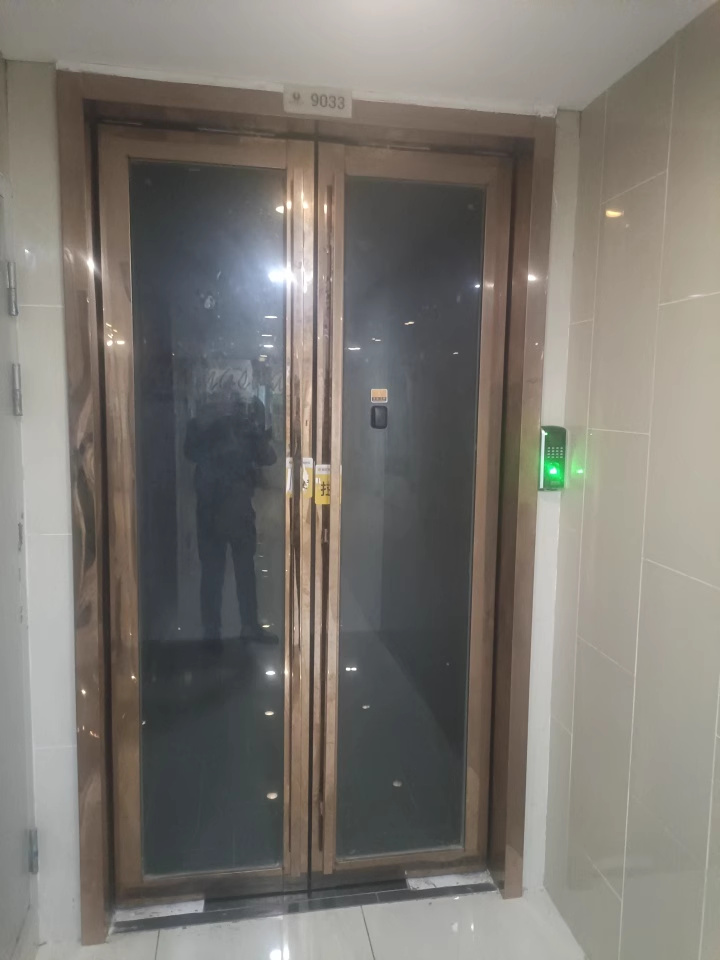 （大漏寫字樓）北辰鳳凰天階苑B1E1區(qū)法拍房B1E1區(qū)1-10棟及地下車庫(kù)、連接平臺(tái)9033