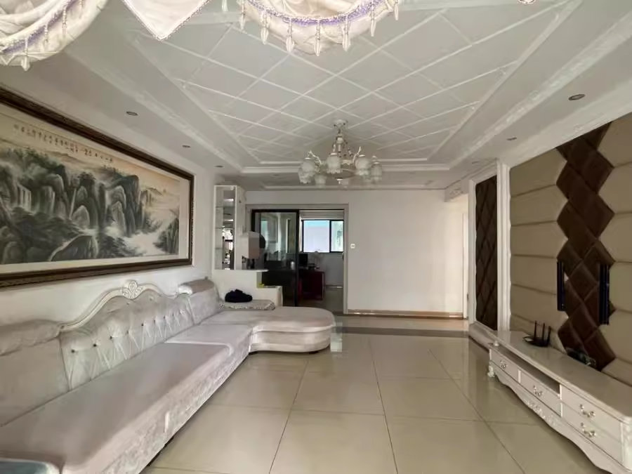 （地鐵4房）勤誠達新界法拍房F8棟1303室