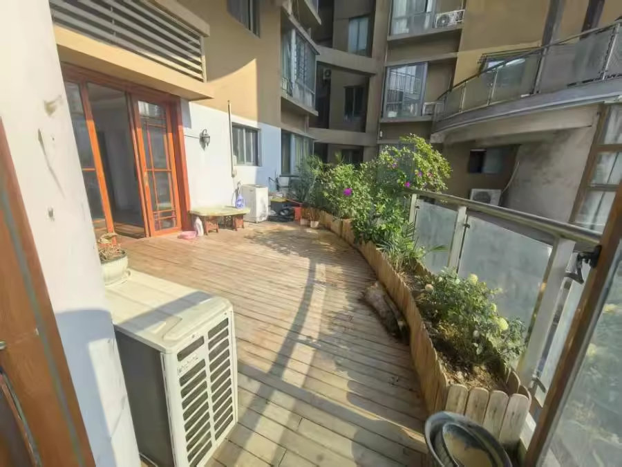 （雙學(xué)位 超大陽(yáng)臺(tái)）湘江世紀(jì)城富灣國(guó)際法拍房5棟2001號(hào)房