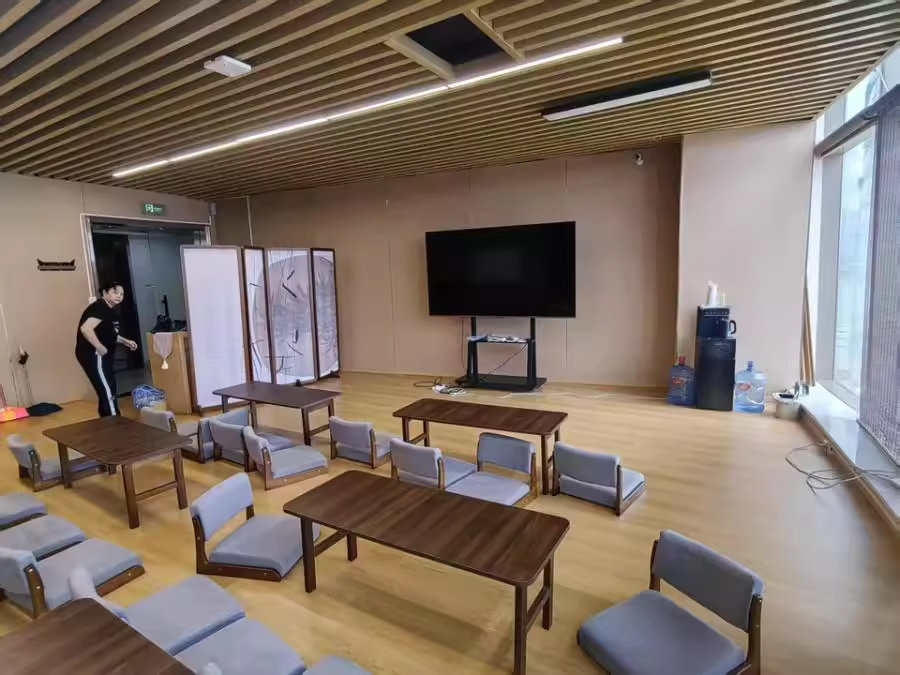 （月租13000）北辰時(shí)代廣場(chǎng)A1區(qū)板上部分法拍寫字樓1102室