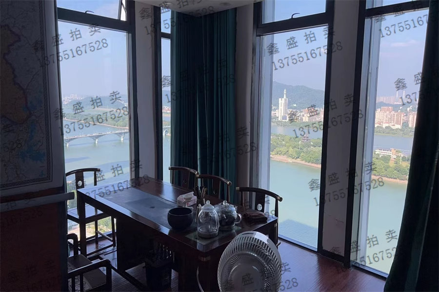 （一線江景 寫字樓）萬達廣場C區(qū)法拍房3號樓2706號房