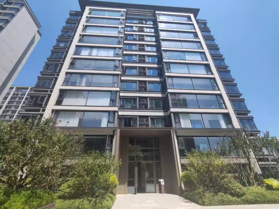 （7.5折 洋房）華潤置地潤樾府13棟502房（小區(qū)第一套法拍房）