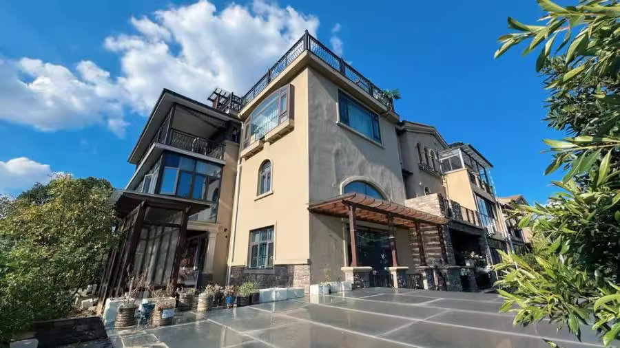 （梅溪湖別墅 雙學(xué)位）振業(yè)城一期法拍房15棟201號房