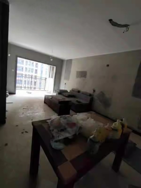 五礦紫湖香醍（龍灣國(guó)際四期）法拍房四期高層2043棟1003號(hào)